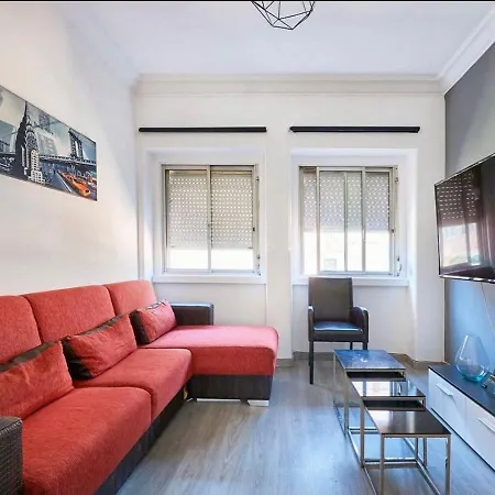 Quarto De Casal Em Casa Partilhada Ll'S House Rum i privatbostad *