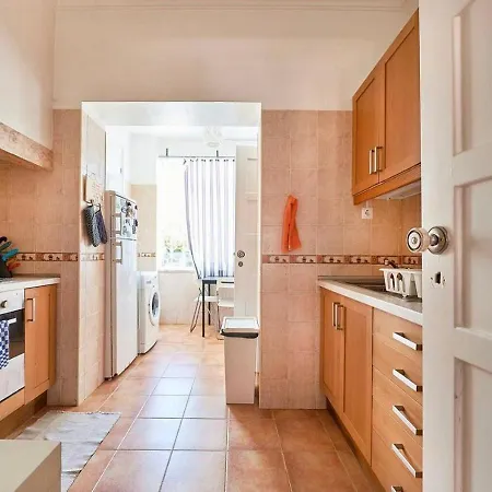 Quarto De Casal Em Casa Partilhada Ll'S House Rum i privatbostad